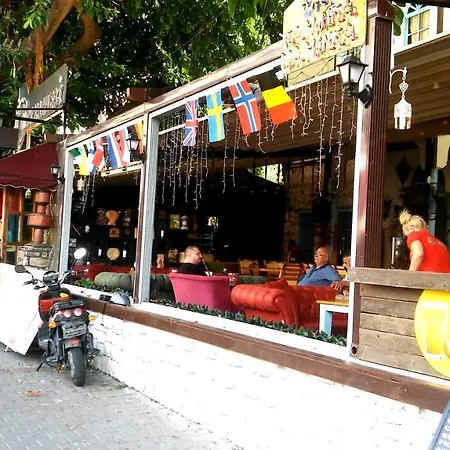 Апартаменты 24h Pick-up Service! Beautiful Private House At Cleopatra Beach Included Pick-up, Kitchen, Umbrellas, Parking Space, 100mbps Wifi, Garden, Balcony, Terrace, Barbecue, Whatsapp Support, No Additional Costs! 500 Eur Cashback For 3 Months!