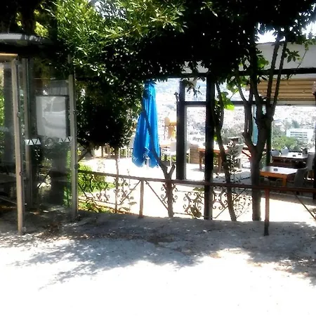 Apartmán 24h Pick-up Service! Beautiful Private House At Cleopatra Beach Included Pick-up, Kitchen, Umbrellas, Parking Space, 100mbps Wifi, Garden, Balcony, Terrace, Barbecue, Whatsapp Support, No Additional Costs! 500 Eur Cashback For 3 Months! Alanya